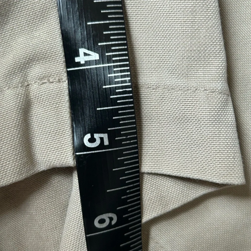 Gap Khakis Shorts Size 6 Beige Chino Slash Pockets Summer Vacation Everyday